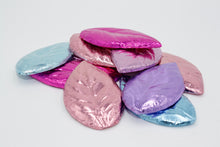 Load image into Gallery viewer, Chocolate Leaf Gift Box